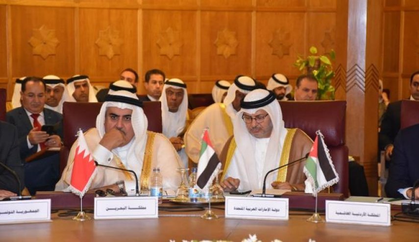 العرب رفضوا صفقة ترامب... إلا الإمارات والبحرين كان رأيهم مخالفاً!