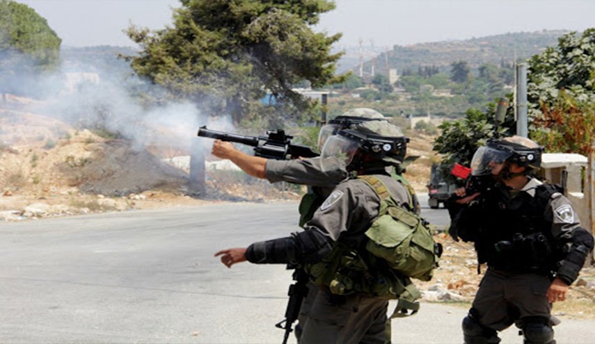 الاحتلال يصيب فتى فلسطينياً بالرصاص جنوب قلقيلية