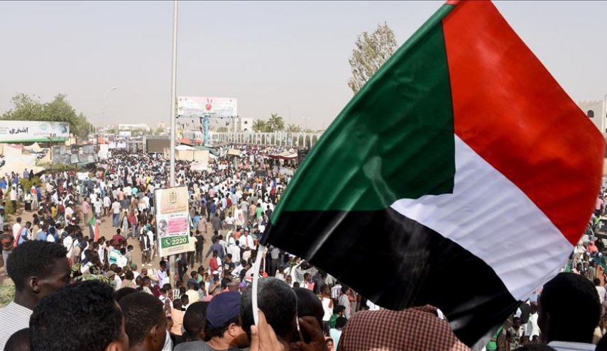 جریان های اصلی انقلاب سودان: دیدار برهان و نتانیاهو نقض آشکار قانون اساسی است/ انجام دیدار بدون اطلاع قوی مجریه 