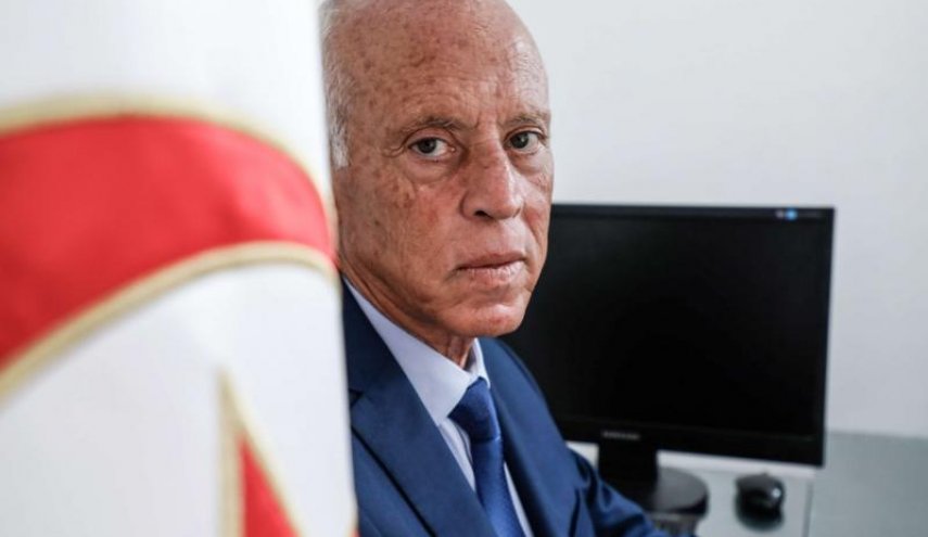 درخواست تونسی ها از رئیس جمهوری برای هدایت ابتکار آشتی ملی 