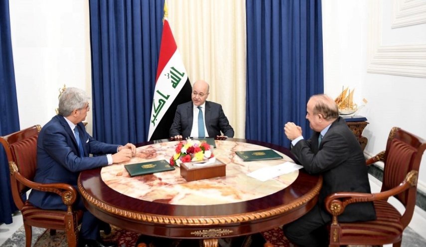 الرئيس صالح يؤكد ضرورة احترام العراق في قراره الوطني