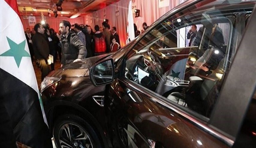 شاهد: نصف مليار ثمنا لسيارة في مزاد علني في سوريا