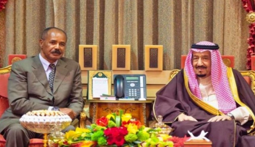 الملك السعودي يجري محادثات مع الرئيس الإريتري 