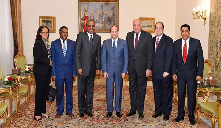 السيسي: مصر ملتزمة بإنجاح مفاوضات سد النهضة
