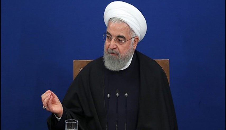 الرئيس روحاني: نتحرك صوب احتواء فايروس كورونا