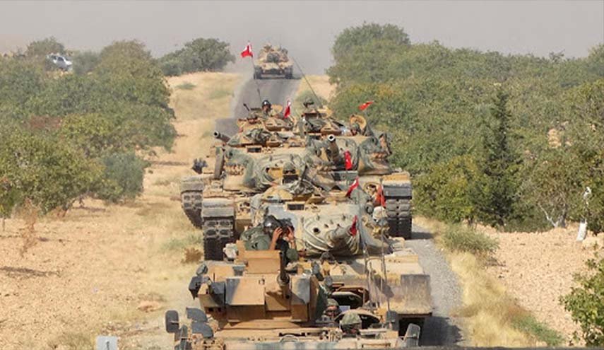 الجيش السوري يستهدف رتلا عسكريا تركيا ويدمر دبابة