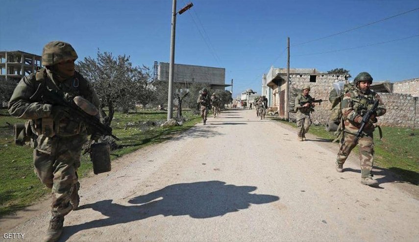 تركيا تعلن مقتل أحد جنودها واصابة اثنين آخرين في إدلب
