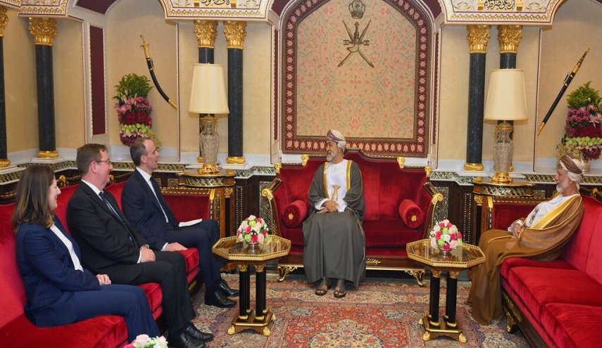 رایزنی های وزیر خارجه انگلیس با سلطان عمان در مسقط
