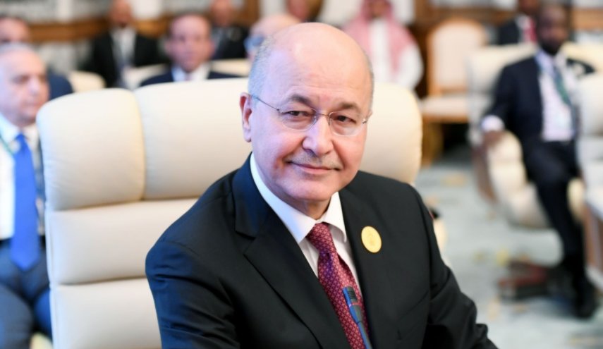 الرئيس العراقي يبدأ مشاوراته لاختيار رئيس وزراء جديد