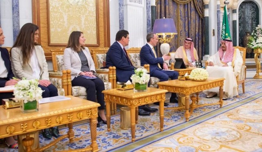 وزیر خارجه انگلیس با شاه سعودی دیدار کرد
