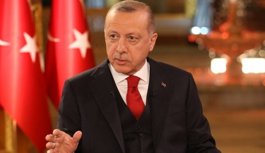 أردوغان يأمر خفر السواحل بوقف تدفق المهاجرين عبر بحر إيجة
