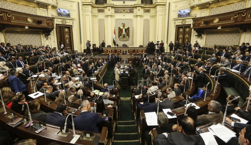 البرلمان المصري يوافق على تعديل قانون مكافحة غسيل الأموال