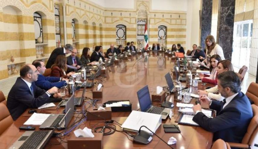 الحكومة اللبنانية تنفي الأخبار عن إتخاذها إجراءات بشأن مواجهة كورونا