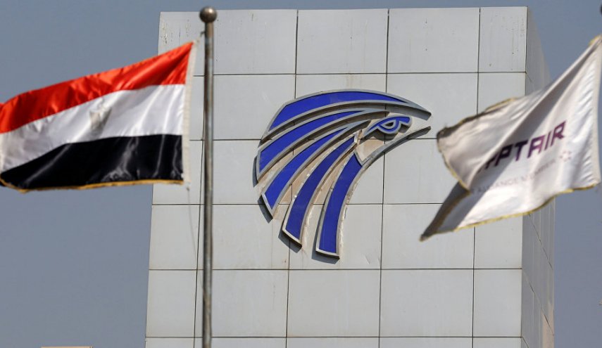 وزير الطيران المصري: سأطير بنفسي لإعادة المصريين من الخارج
