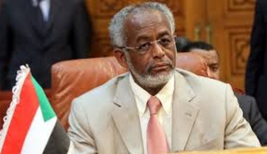 السودان يأمر بالقبض على وزير الخارجية السابق