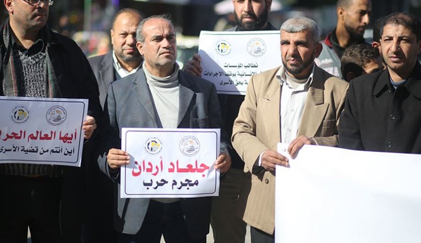 4 أسرى في سجون الاحتلال مشتبه بإصابتهم بكورونا بحجر صحي وظروف سيئة