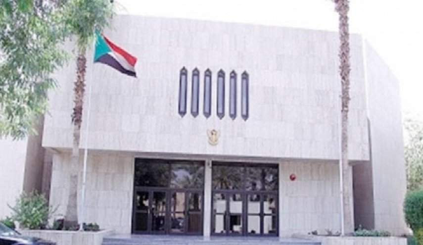السودان يغلق سفارته في القاهرة إلى أجل غير مسمى