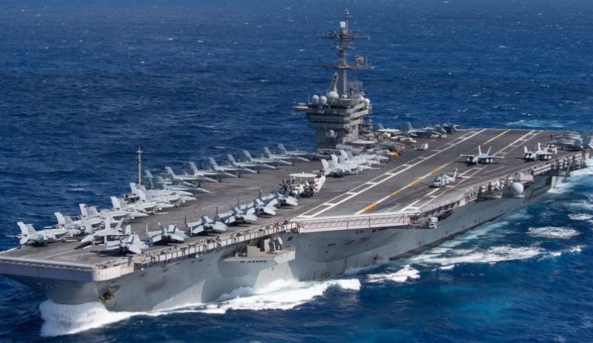 كورونا يجبر البحرية الأمريكية على إخلاء حاملة «روزفلت»