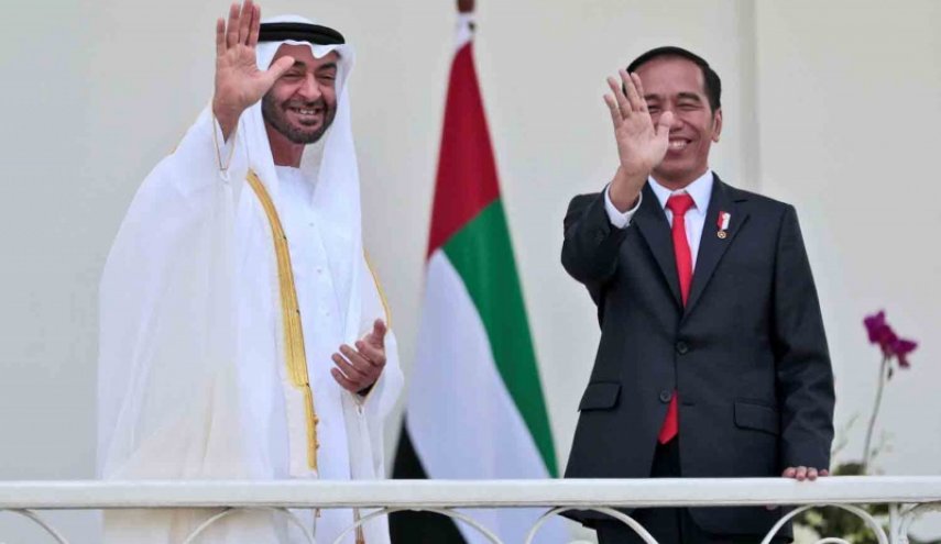 وكالة بلومبرغ: الإمارات تسعى لإزاحة السعودية عن إندونيسيا