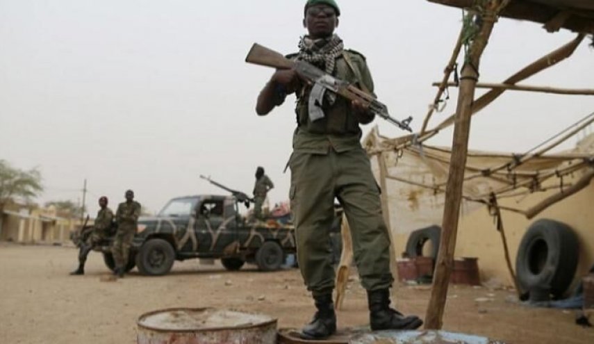 ۲۰ نظامی در حمله عناصر مسلح به پادگانی در مالی کشته شدند