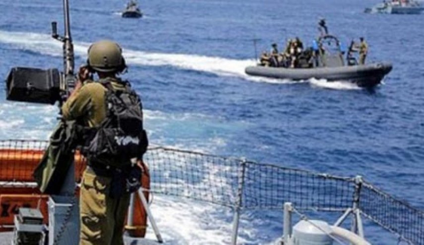 الاحتلال يستهدف المزارعين والصيادين بقطاع غزة