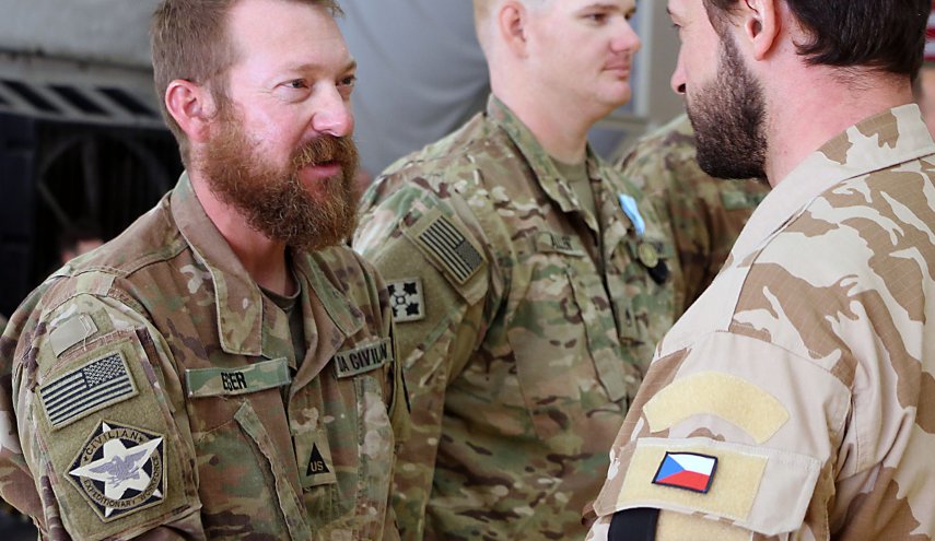 چک به ماموریت نظامی خود در افغانستان پایان داد
