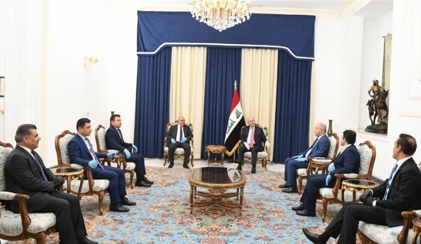 الرئيس العراقي يبحث مع وفد كردي تشكيل الحكومة الجديدة