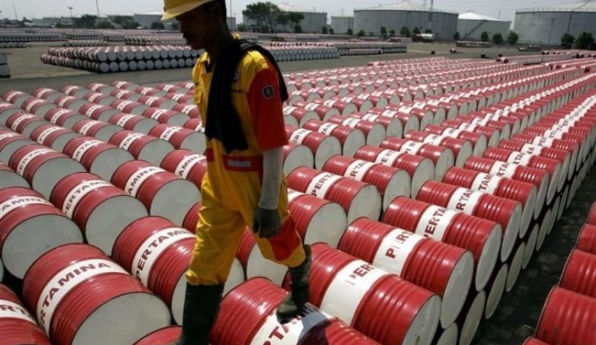 لماذا انهارت أسعار النفط رغم اتفاق 'اوبك +'؟