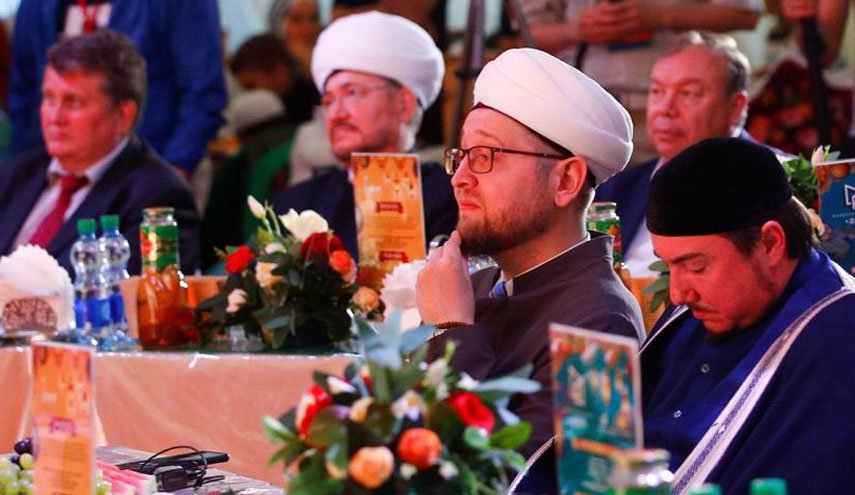 ماه رمضان برای بیش از ۲۵ میلیون مسلمان در روسیه آغاز شد