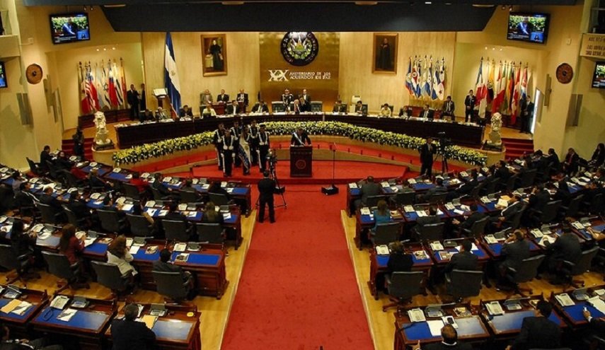 إخلاء البرلمان في السلفادور بعد الاشتباه بإصابة نائبة بكورونا
