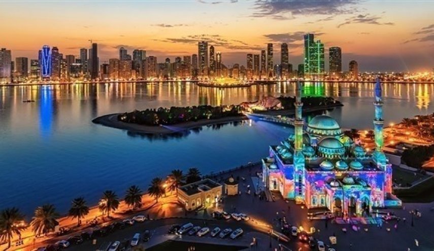 الإمارات تخفف قيود العزل العام وتفتح المراكز التجارية تدريجيا