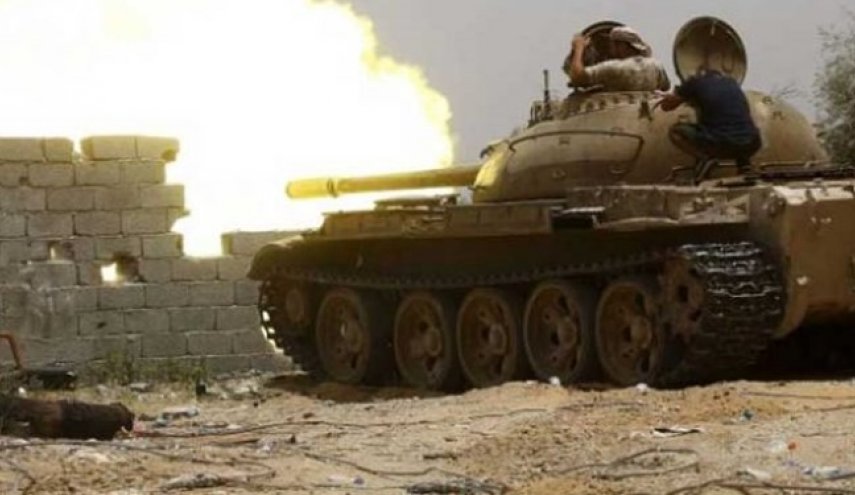 ۲۴ بار حمله هوایی به پایگاه الوطیه لیبی و ۴۰ کشته