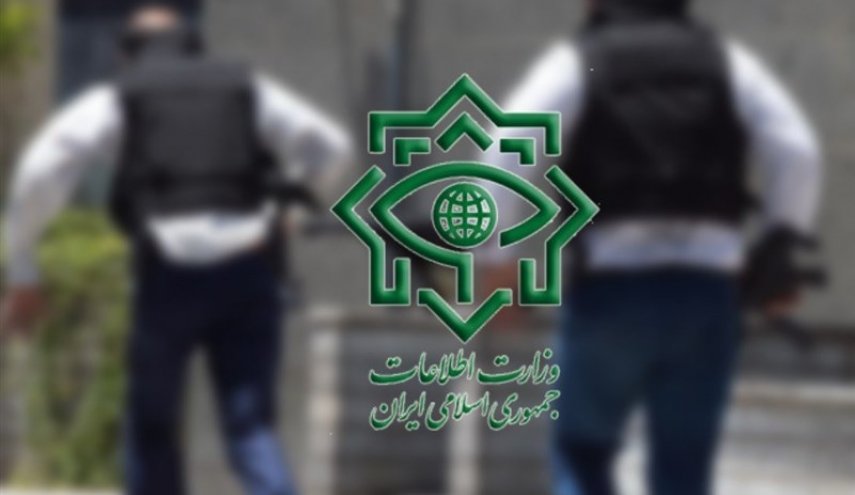 ضربه مهلک وزارت اطلاعات به دو تیم تروریستی در غرب کشور/ بازداشت ۱۶ نفر از عناصر تروریست