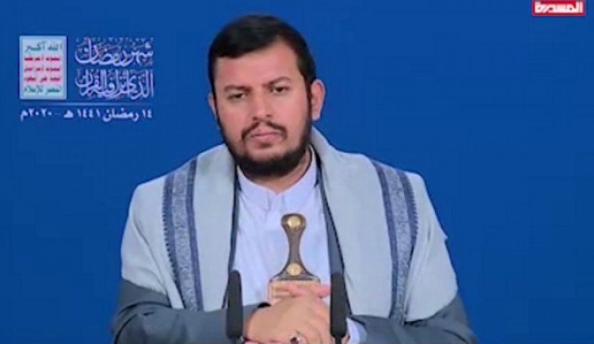 السيد الحوثي يحذر من خطورة التنسيق مع العدو الإسرائيلي

