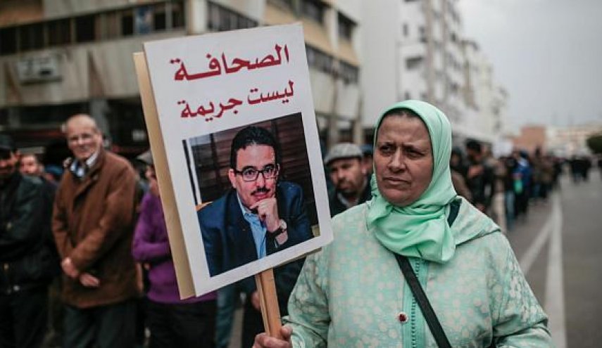 السلطات المغربية تفتح تحقيقاً بعد اعتداء على صحافيين
