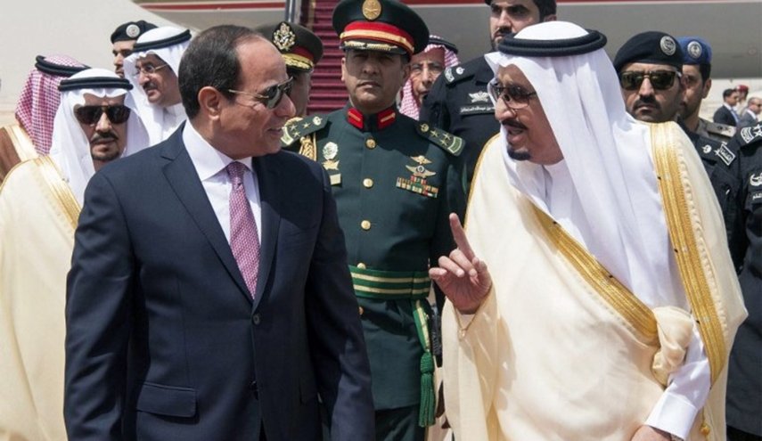 السيسي يطلق اسم 'الملك سلمان' على مشروع ونشطاء سعوديون يطالبون بالغائه 