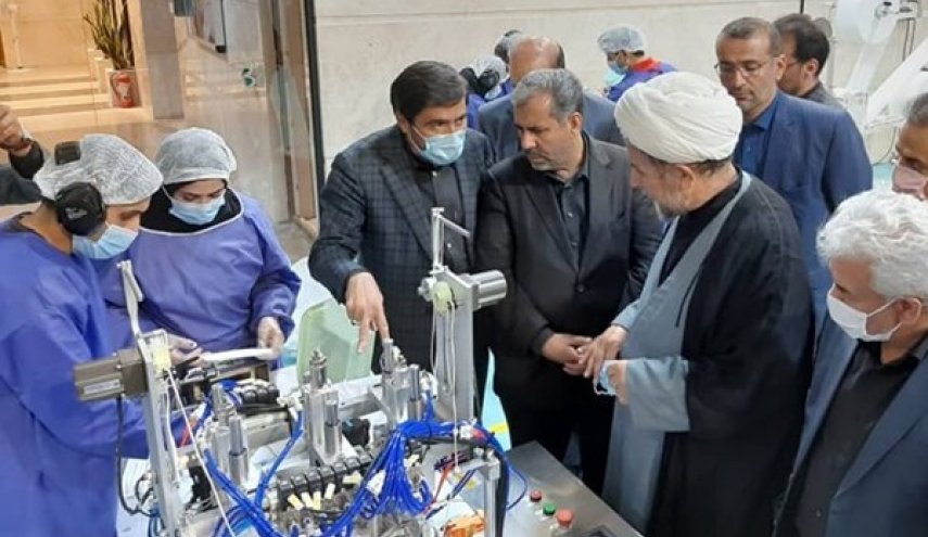 محافظة ايرانية تفتتح خامس وحدة لانتاج الكمامات الطبية