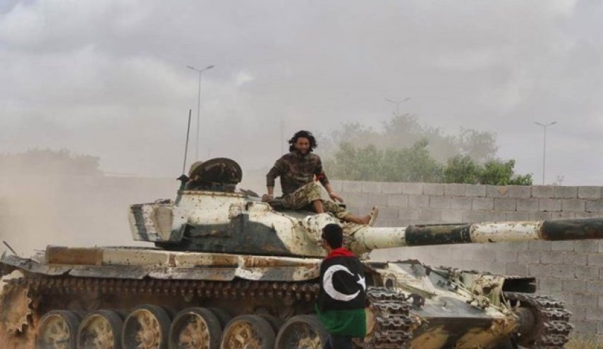 عقب‌نشینی نیروهای حفتر از بخش‌هایی از پایتخت لیبی