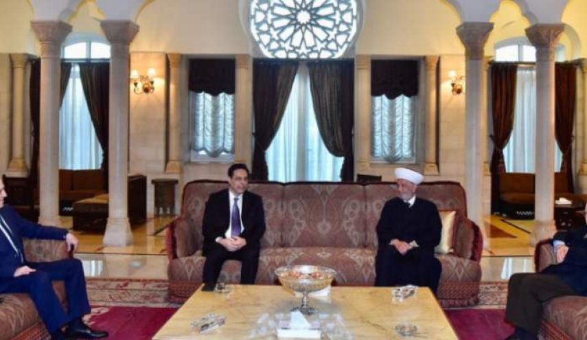 وزير داخلية لبنان تحرّك لأجل لقاء بين دياب و دريان