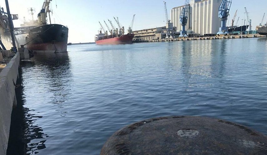 الجيشان الروسي والسوري يدمران مخربين في ميناء طرطوس بكاسحات ألغام سورية!