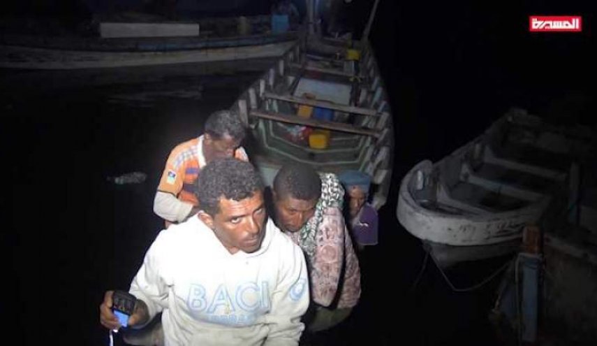 19 صيادا يمنيا يصلون الحديدة بعد احتجازهم من قبل قوات اماراتية واريتيرية