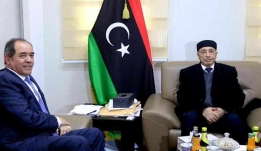 عقيلة صالح في الجزائر لبحث الأزمة الليبية مع تبون