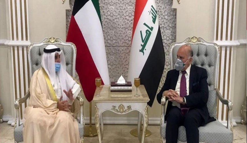 رئيس الوزراء العراقي يؤكد أهمية تفعيل مقررات مؤتمر الكويت