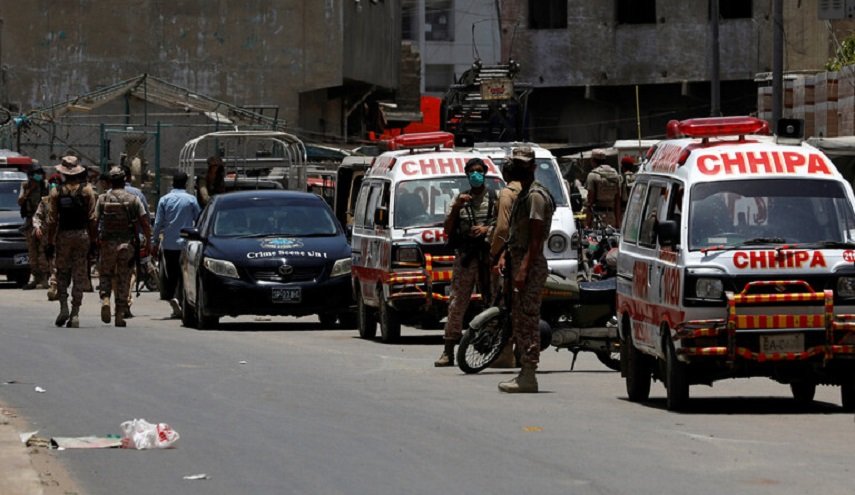 باكستان.. 4 قتلى بينهم جنديان في 3 انفجارات متتالية