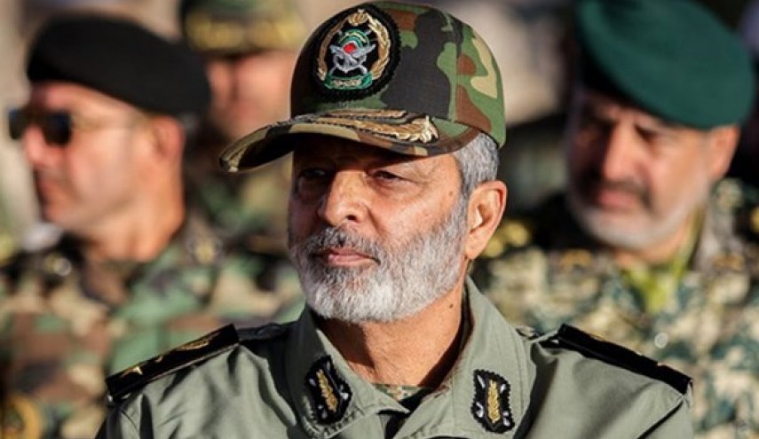 تزويد الجيش الايراني بمعدات جديدة في مختلف الاصعدة