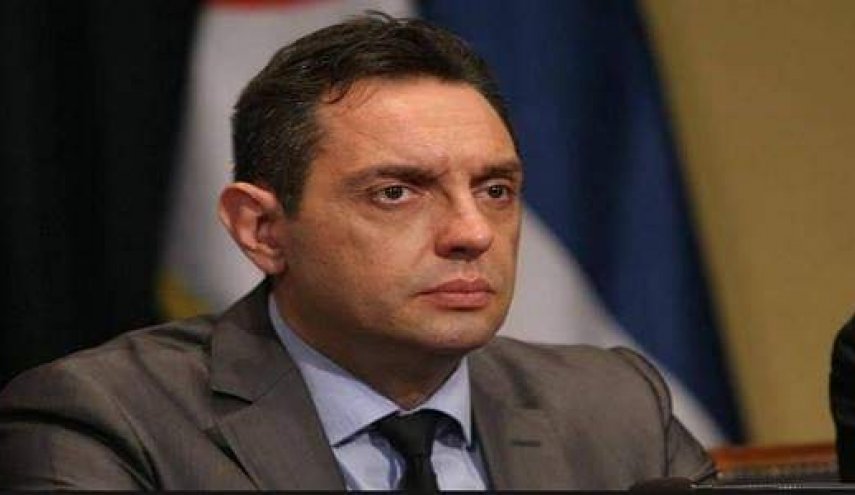 إصابة وزير الدفاع الصربي بفيروس كورونا
