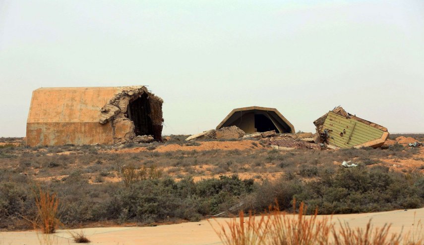 الوفاق الليبية تتهم 'طيراناً أجنبياً' بقصف قاعدة الوطية الجوية
