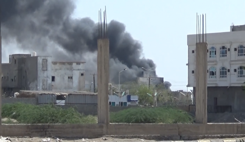 إصابة طفلة يمنية في قصف العدوان السعودي على الحديدة