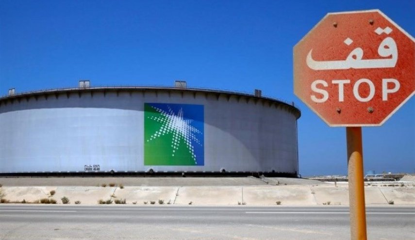 عربستان قیمت نفت خام خود را برای تحویل به آسیا افزایش داد
