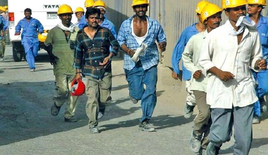 الاتحادات العمالية بالكويت تحذر من خفض رواتب العمالة